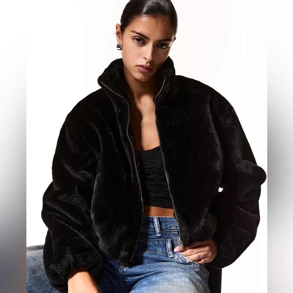 Pull and bear faux fur bomber